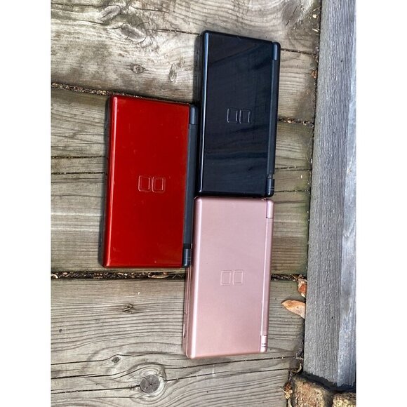 3X Lot Nintendo DS Lite - Metallic Rose, Crimson Red, Black Damaged Console - Picture 3 of 6